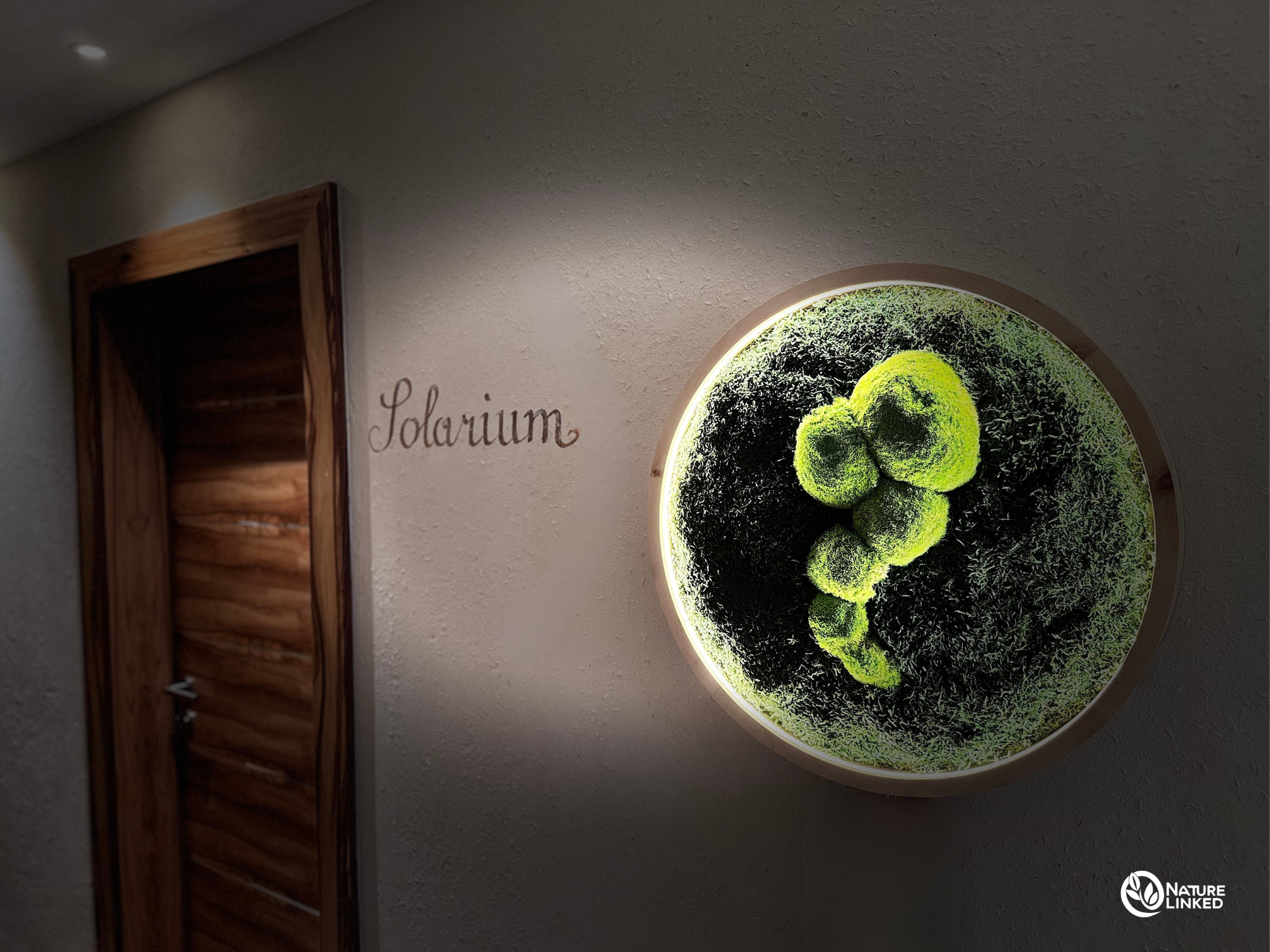 Lumoos Aura entfaltet Atmosphäre im Spa Bereich.